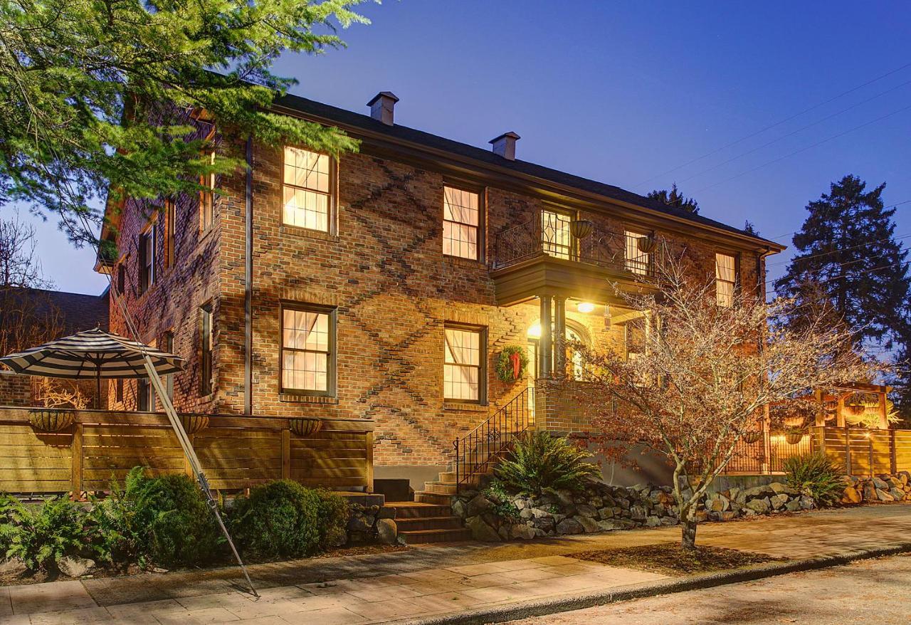 Chelsea Station Inn ซีแอตเทิล ภายนอก รูปภาพ